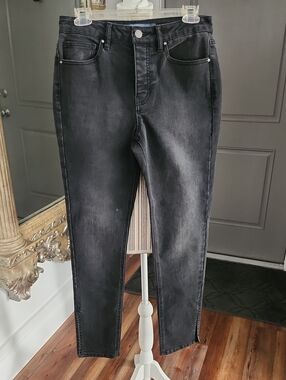 Indigo Rising Black High-Rise Women’s Jeans